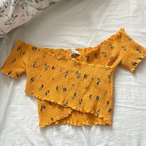 Hollister Crop Top